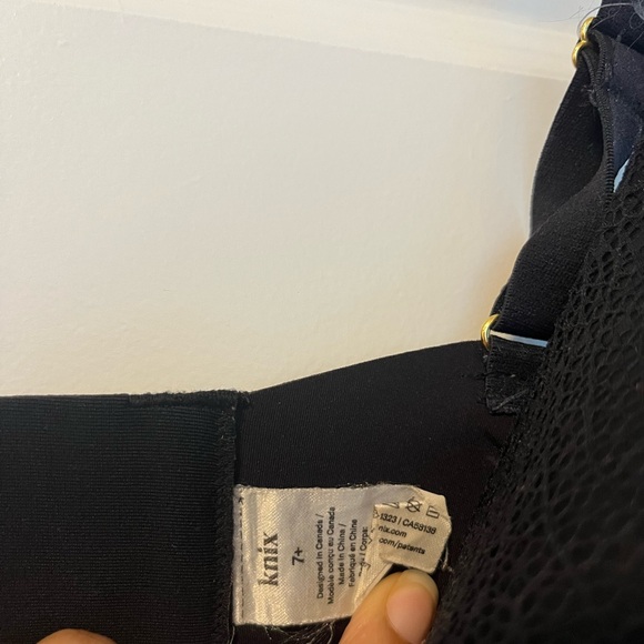 Knix wingwoman bra 7+ EUC - Picture 2 of 2